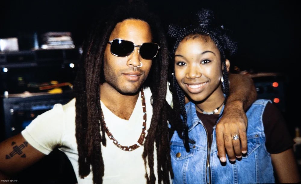 itsb4glow's tweet photo. Brandy &amp; Lenny Kravitz, 1995 https://t.co/9GTOfoSY79