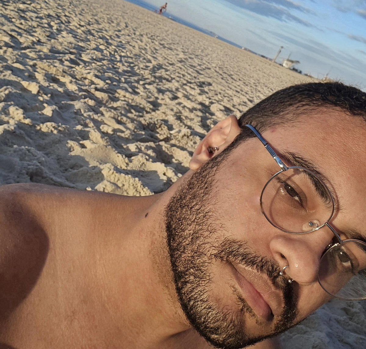 httpguigui's tweet image. summer 🌴🌞