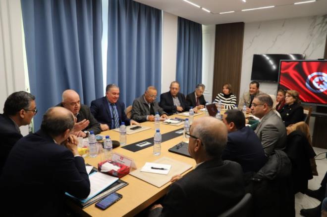 TapNewsAgency's tweet photo. #Tunisia: A standing committee and a 2026 action plan were launched to integrate #Tunisian olive oil into the tourism offer and scale up sustainable agritourism, following a joint Tourism–Agriculture meeting with national agencies, incl. #ONTT, #ONH and #APIA. #TAP_En https://t.co/XSVWmtbUC1