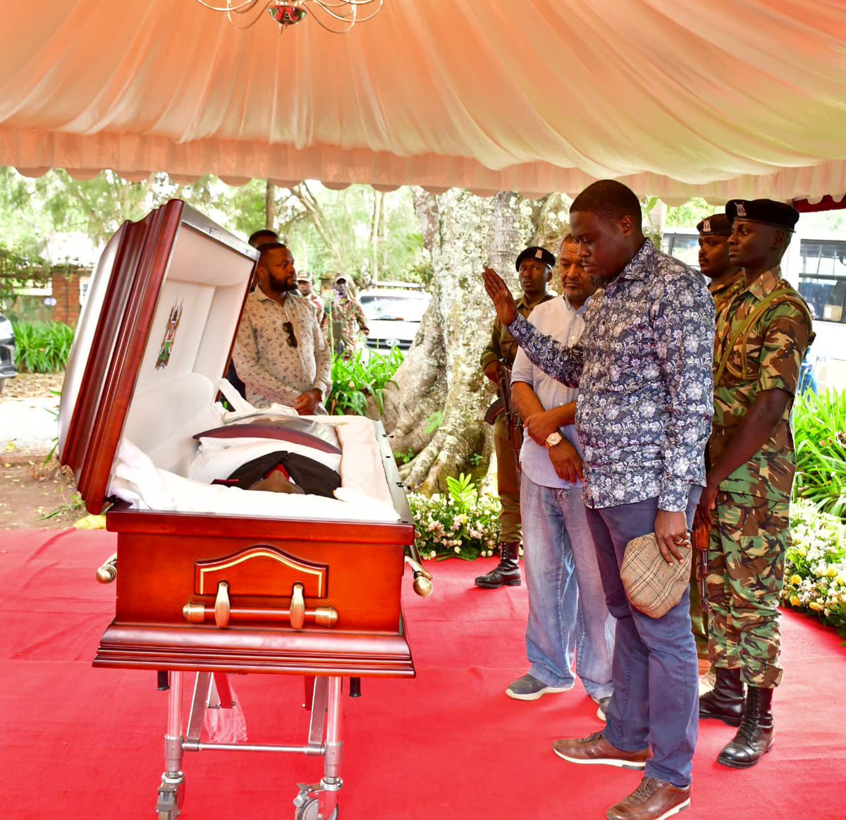 SakajaJohnson's tweet image. Go well CJ 🕊️