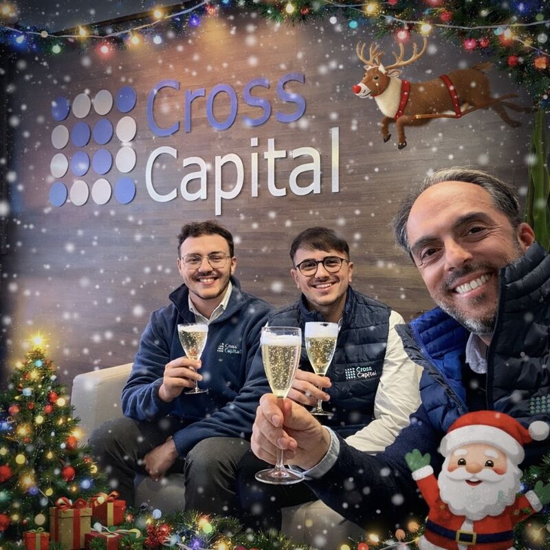 CrossCapital's tweet image. 🎄🎄Desde Cross Capital queremos desearles:

- Unas entrañables y mágicas Navidades
- Que disfruten de estas fechas con familiares y amigos
- Que los Reyes Magos les traigan muchos regalos
- Un próspero 2026, lleno de amor y salud...

... que de lo otro 💰💰 ya nos ocupamos…