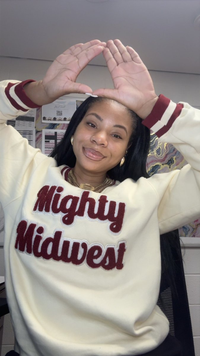 𝐢𝐦 𝐫𝐞𝐚𝐥𝐥𝐲 𝐭𝐡𝐚𝐭 𝐠𝐢𝐫𝐥 ✨ tweet media