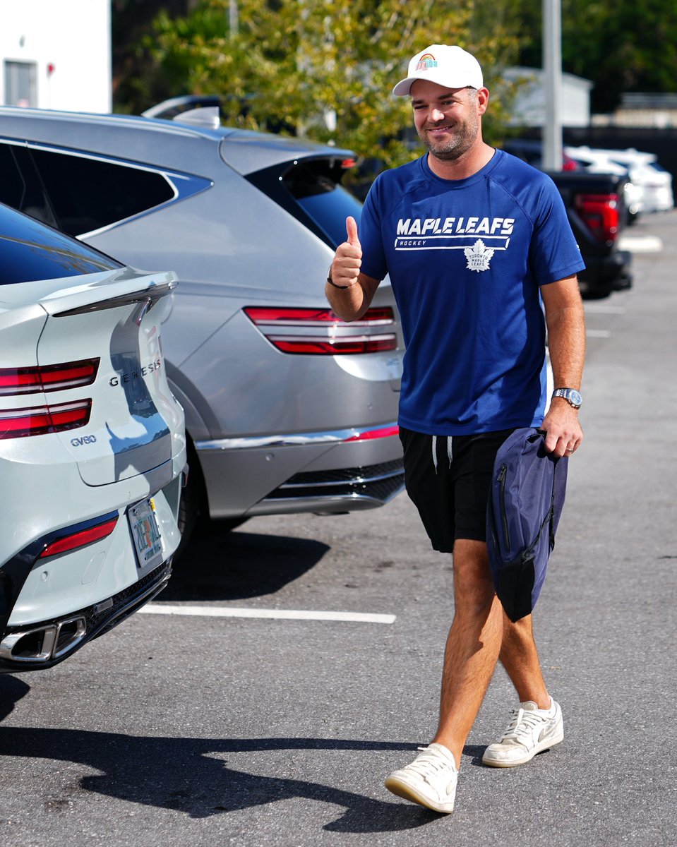 TGL's tweet photo. Corey Conners repping the @MapleLeafs ahead of his TGL debut 🇨🇦🍁 https://t.co/thK4xCu8s3
