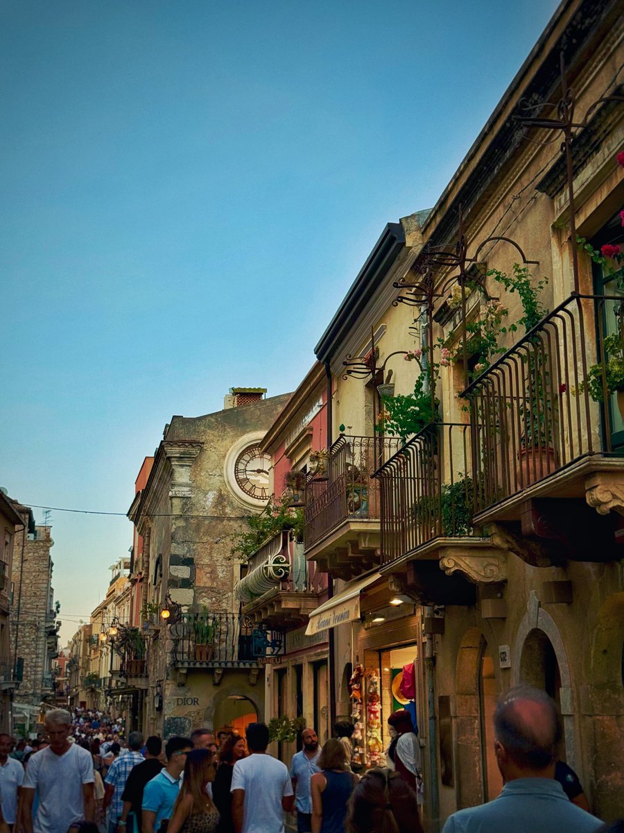 CharmOfCulture's tweet image. Your soul needs Sicily, not Dubai 🇮🇹