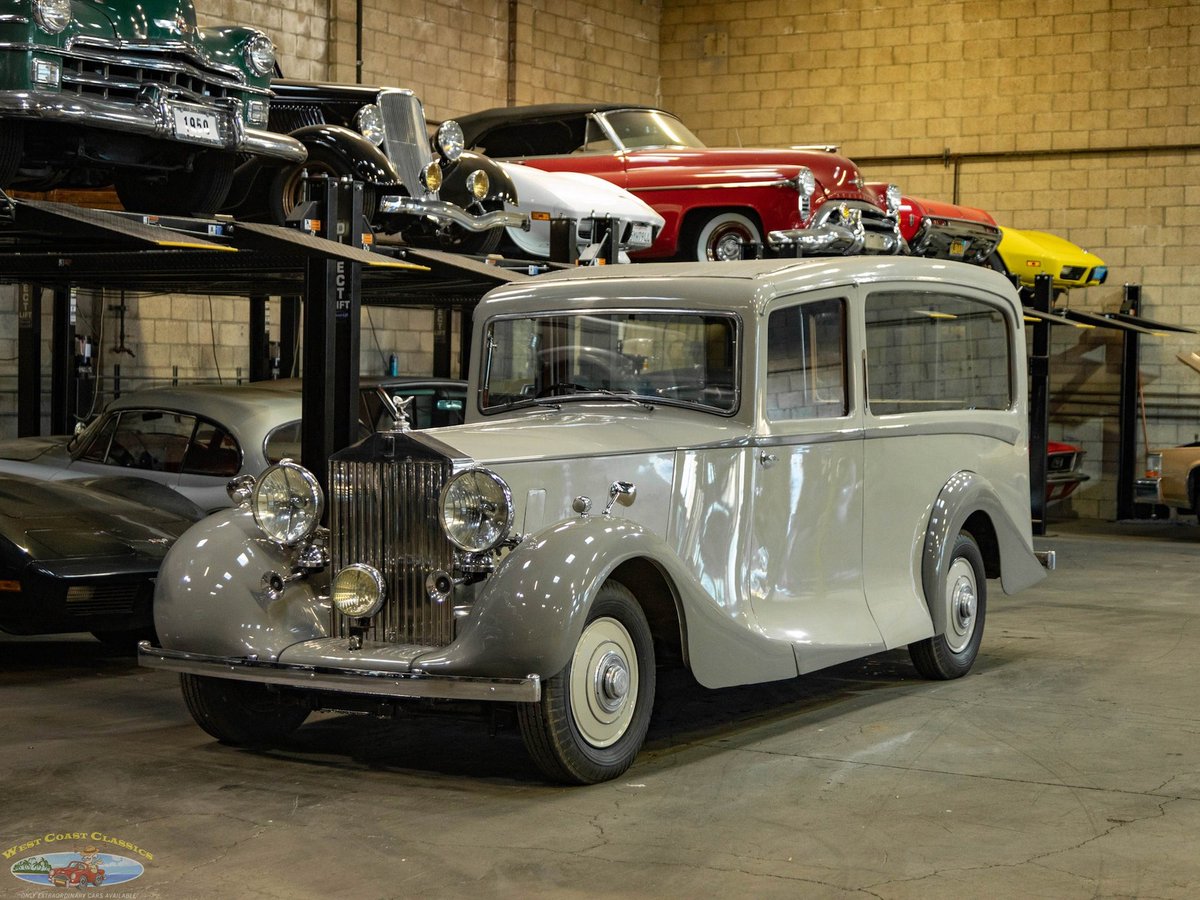 HearseForSale's tweet photo. Hearse for sale! 1939 Rolls-Royce Wraith Hearse - https://t.co/9b2uyfNjRN This post contains eBay affiliate links — we may earn a small commission. #hearseforsale #funeralcar #ad #hearse https://t.co/P39nZZ1lHj