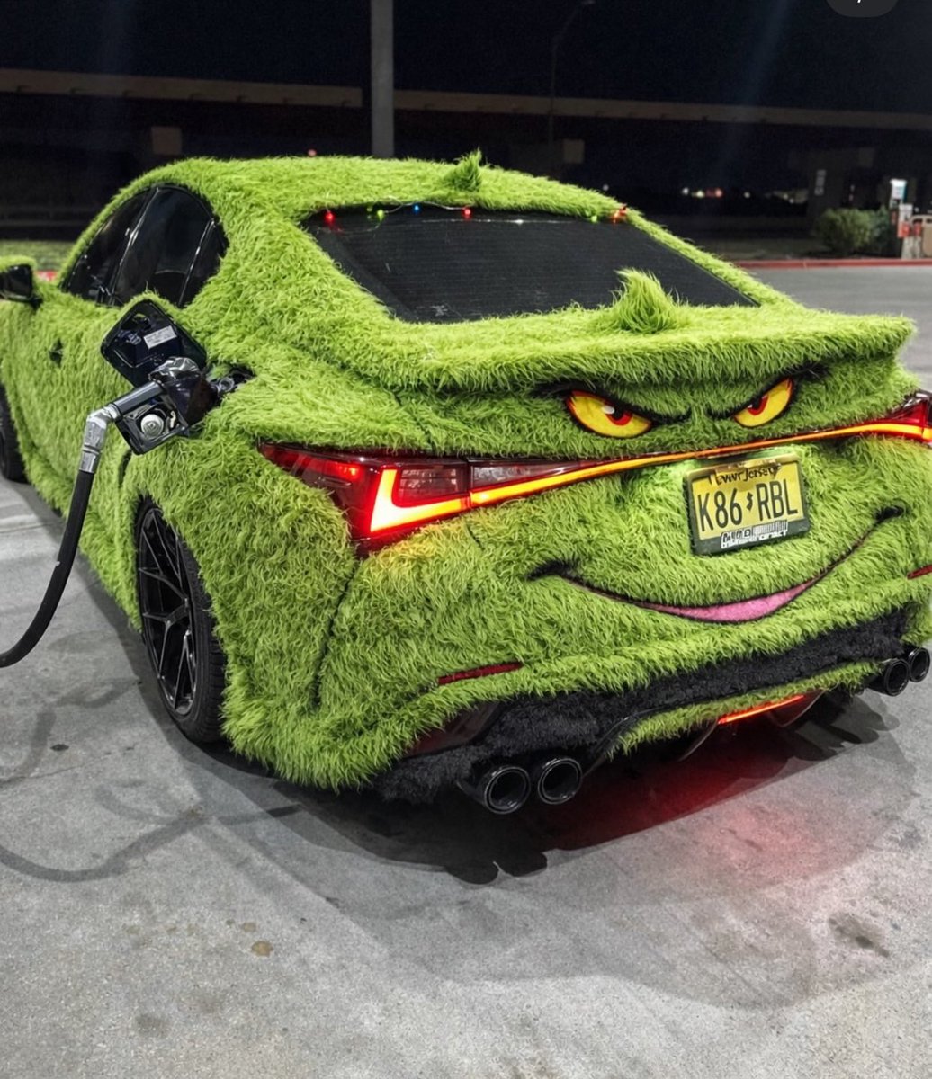 The ride obviously belongs to a Last Born 😂