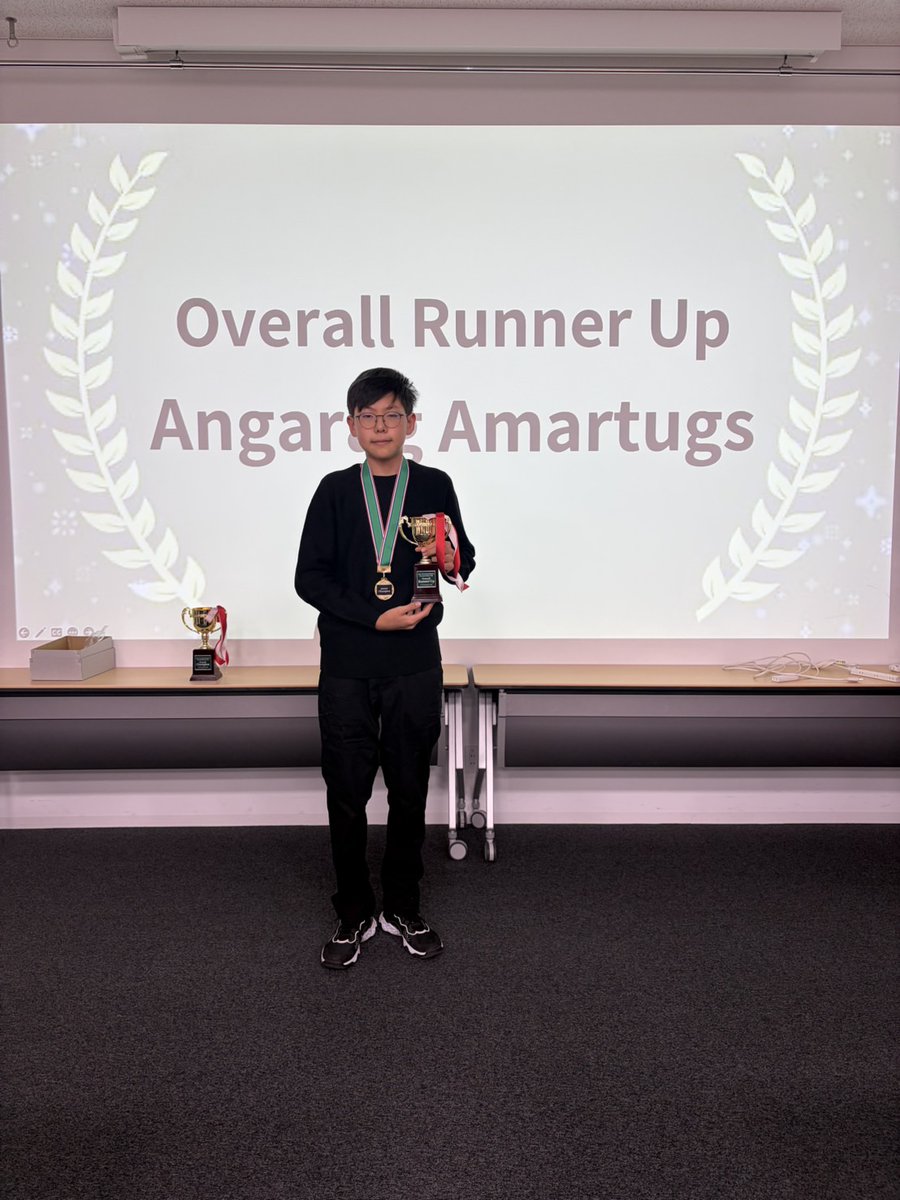 JPMemorySports's tweet photo. 🎉大会結果🎊
East Asia Open2025終了🌏
結果は⬇️(敬称略)
 
総合
🥇Naoki Miwa🇯🇵
🥈Angarag Amartugs🇲🇳
🥉Karen Ishii🇯🇵
キッズ
🏆Miono Namatame🇯🇵
ジュニア
🏆Angarag Amartugs🇲🇳
アダルト
🏆Naoki Miwa🇯🇵
シニア
🏆Bayarmaa Badam🇲🇳

最後はみんなで📸
https://t.co/K8DJSw6Iq1
#メモリースポーツ https://t.co/6DNPpsUXMp