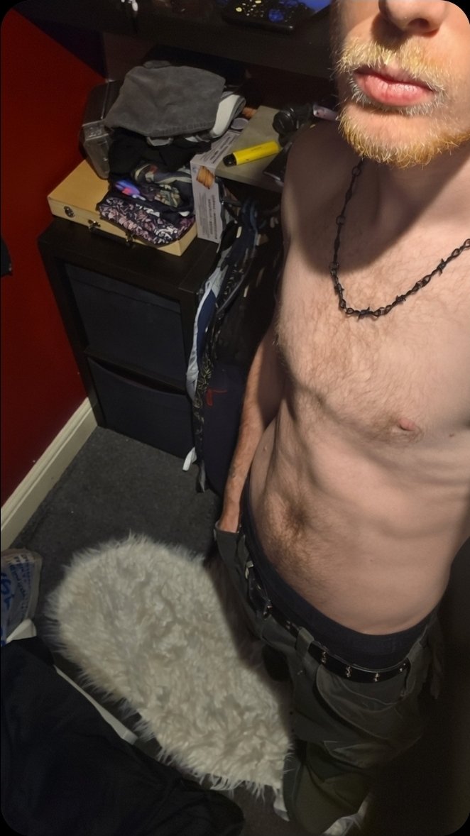 LNDalphaR's tweet photo. Pay me your Christmas fund pricks 🖕

#findom #paypigs https://t.co/7L1PlDGjrR