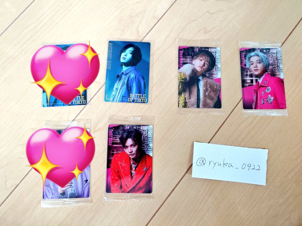 ryuka_0922's tweet photo. @fntorihiki コメントありがとうございます。
ご連絡が遅くなり申し訳ありません。
取引可能でしたら、堀夏喜はスタンプが付いているもの以外残っています。
中島颯太または八木勇征については確認しますのでお待ちくだい。 https://t.co/FnKgnAKxeR