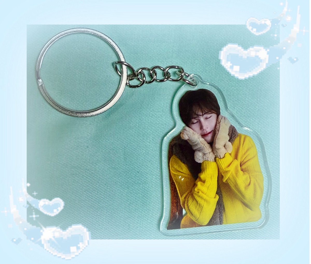 luv_gooreumseng's tweet photo. 12/30,31일 하늘 나눔 합니다 
하성운 귀여운거 못참아서 만들긴 했는데 👉🏻👈🏻 
좋아해주실지 모르겠네요 😊
팬미때 들고 갈께요 하늘분들 만나면 꼭 받아주세요🙏 
(👼하늘애기 하성운 큐티 포카는 랜덤이에요🩷)
#하성운 #하늘나눔 #하성운팬미팅 https://t.co/ctvOTOUutZ