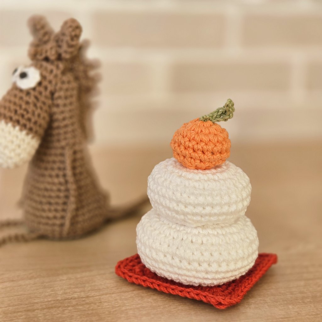 dango_please's tweet image. 今年はたくさんのいいねやコメントありがとうございました🙏

少し早いですがひと足お先に、本年はこの鏡もちを持ちまして閉じたいと思います🧶

来年も温かく見守って頂けると嬉しいです。良いお年をお迎えください🙇‍♀️🍡

※Sakura crochetさんのYouTube参考