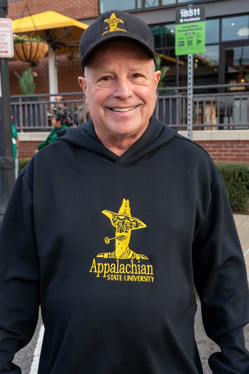 appstatesports's tweet image. We see you in Birmingham, #AppNation 🖤💛 

#GoApp #BeatSouthern