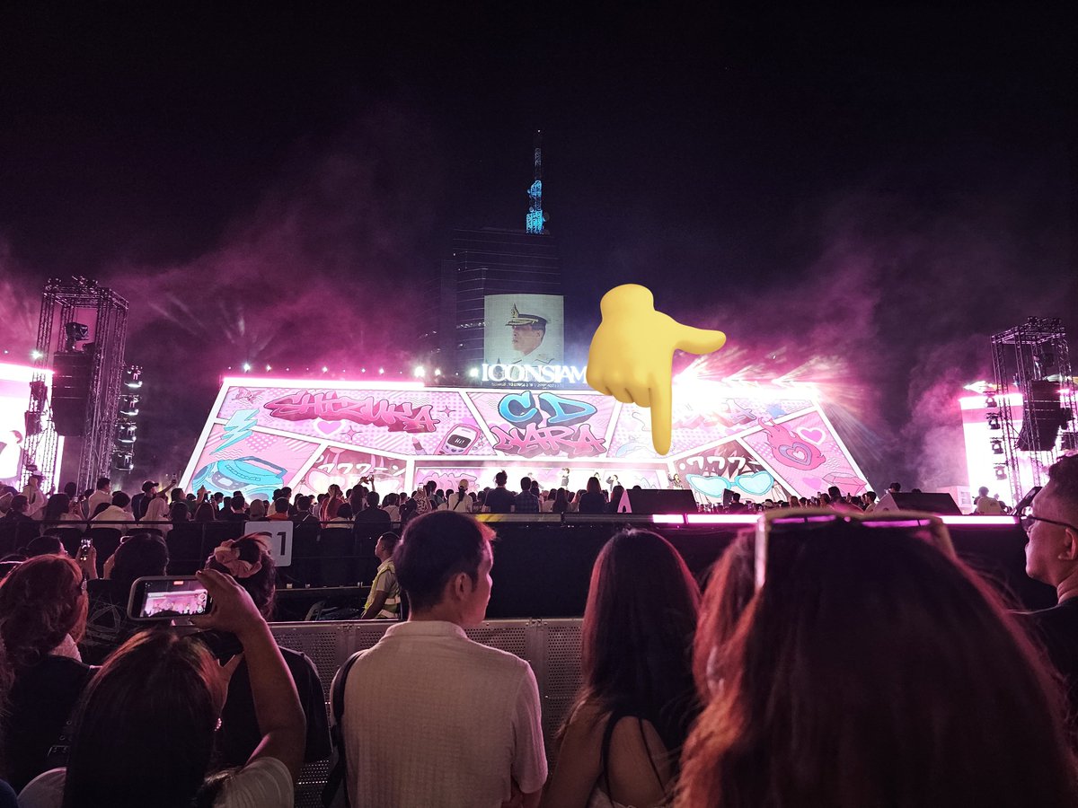 wthizdis tweet media