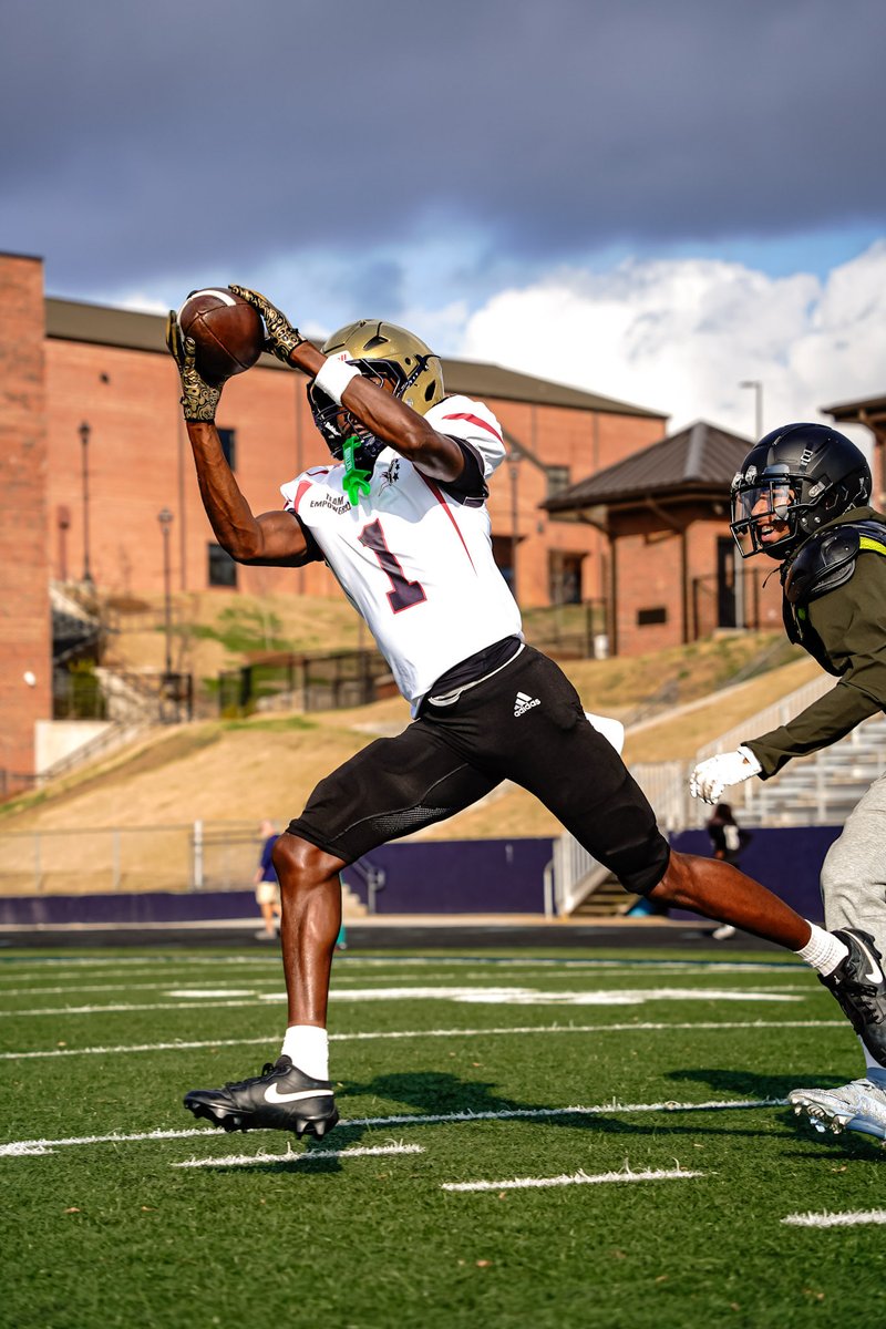 NHS0824's tweet image. To our parents … Thank You
To our players … Thank You
To our sponsors …Thank You
To our coaches … Thank You
To the media …Thank You
To @MCAOFGA … Thank You

@kvng_tyrese24 @AlonzoDamon2 @Yahunathan314 @SleeperMedia @baconnetworkllc @NTHSports @E4LifeAthletes

#TeamEmpowered