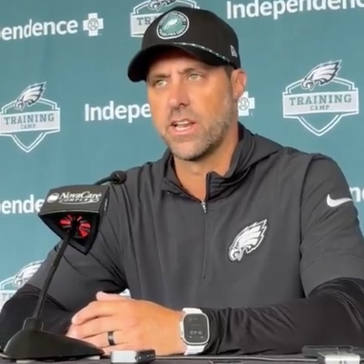 EastVanPhilly1's tweet image. The defence for the Philadelphia Eagles is a Super Bowl calibre defense. I don’t care what other people say, the Achilles heel for this team is this bloody guy. #KevinPatullo #FlyEaglesFly #Eagles #GoBirds