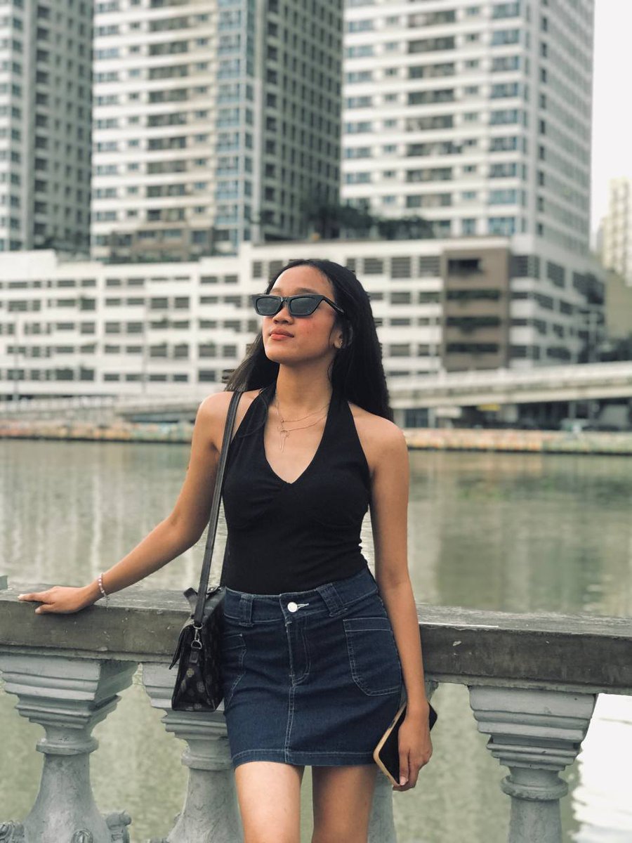 mnzymae's tweet photo. esplanade✨ https://t.co/Q5PstGUhs7
