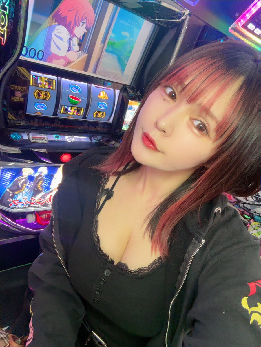 パチ嬢かな👗🖤 (@kanapachi_777) / Posts / X