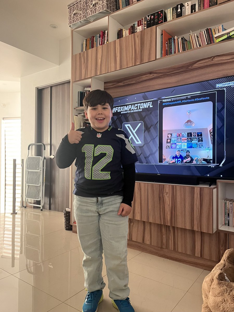LuigiGeorge's tweet photo. @FOXImpactoNFL  #Seahawks #foximpactonfl  🙌🏻  saludos desde Chihuahua https://t.co/SXneLFUKQk