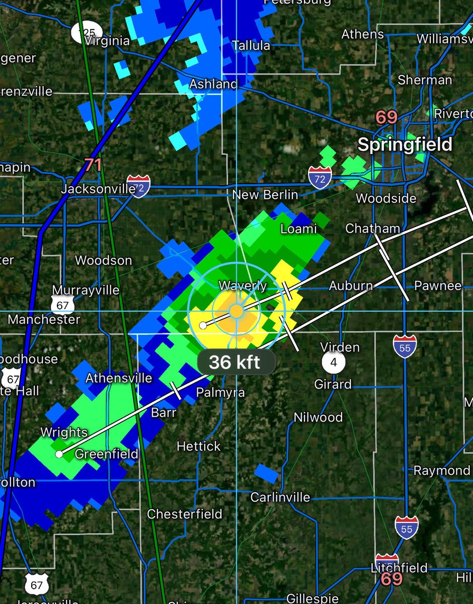 ChicagoMWeather's tweet photo. A supercell that just topped 35k ft echo tops is moving toward Decatur, IL with potential severe/tornado threat in the near future! Watch my live stream now for updates.
#ILwx #SevereWeather #StormUpdates #TornadoThreat #PublicSafety https://t.co/VKXWIO2kNc
