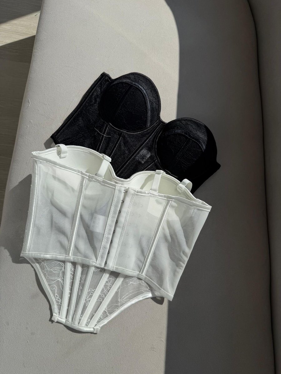 Que tal este hermoso Corset ✨

Disponible 

🖤 S M L 
🤍 S M L 
♥️ S M L
🤎 S M L

📍Entrega inmediata en Cali
Envíos a nivel nacional🫶🏻