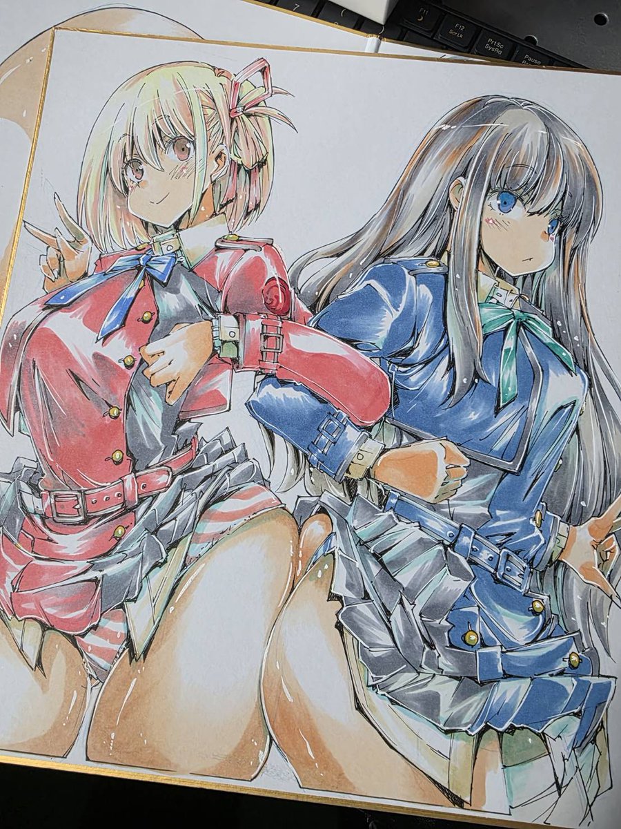 c107参加1日目いつもの手描き色紙オークションやります!
大きいサイズの『音霊魂子さん』
尻合わせ『ちさたきちゃん』
です! 