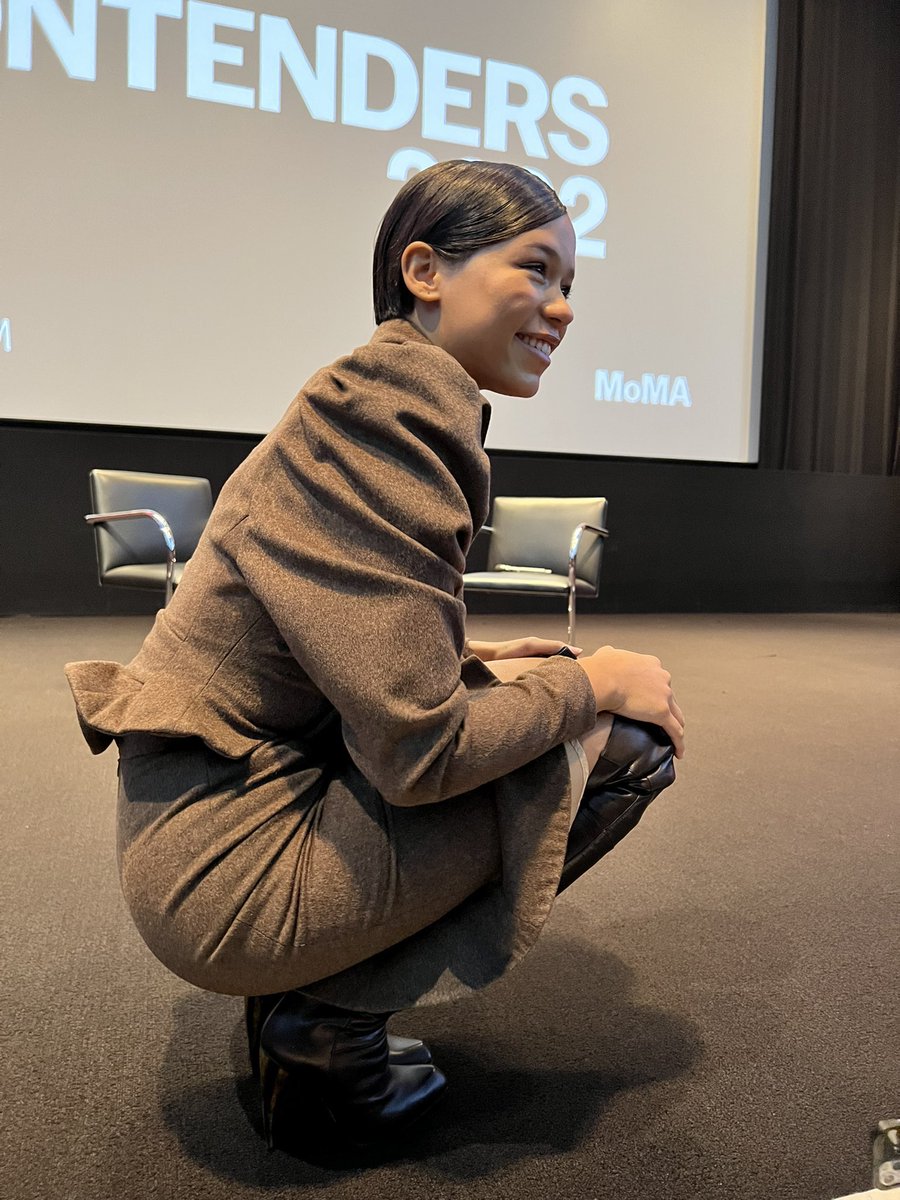 tayrussellfiles's tweet image. 