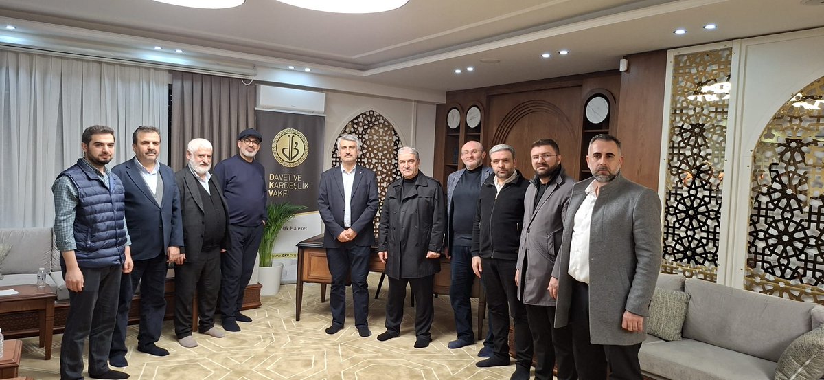 İstanbul'da birbirinden kıymetli hocalarımız ile Davet ve Kardeşlik Vakfı'nın ev sahipliğinde gerçekleştirilen "Uluslararası Filistin Dayanışma Birliği" UFİDAB'ın istişare toplantısına katılım sağladık. 

<a href="/drmarufcelik/">Dr. Maruf Çelik / د. معروف جليك</a> <a href="/abdullahkikzade/">ABDULLAH KİKİZADE</a>