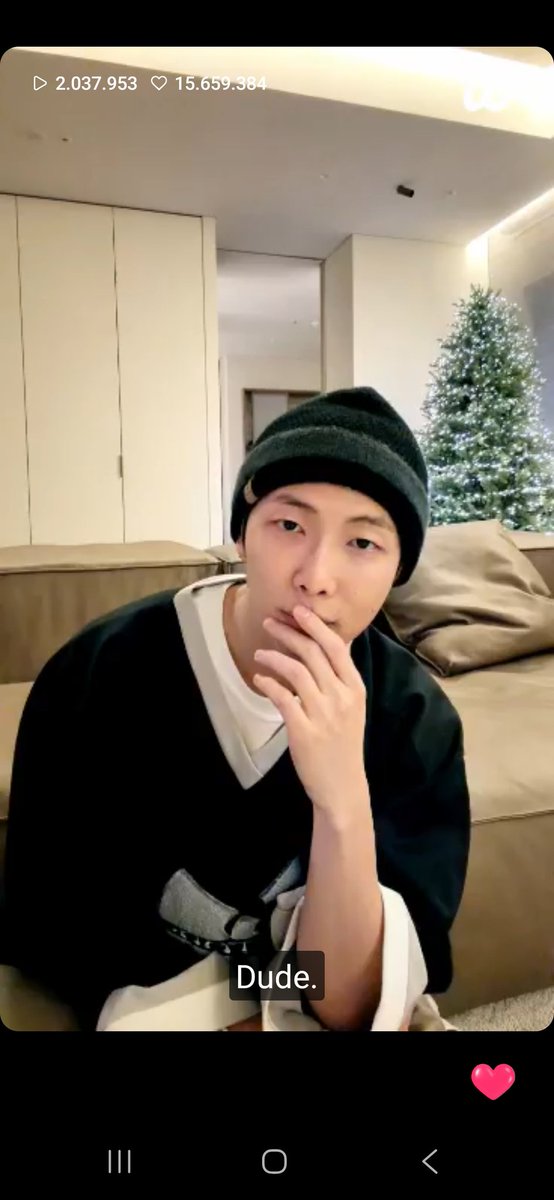 arigatomatsuura's tweet image. Hoy las armys ganamos 
Live de Yoongi con Tang
Live de Joon
Post de Jimin y Tae
Cine con Seokjin 

Y aún no ha terminado el día...