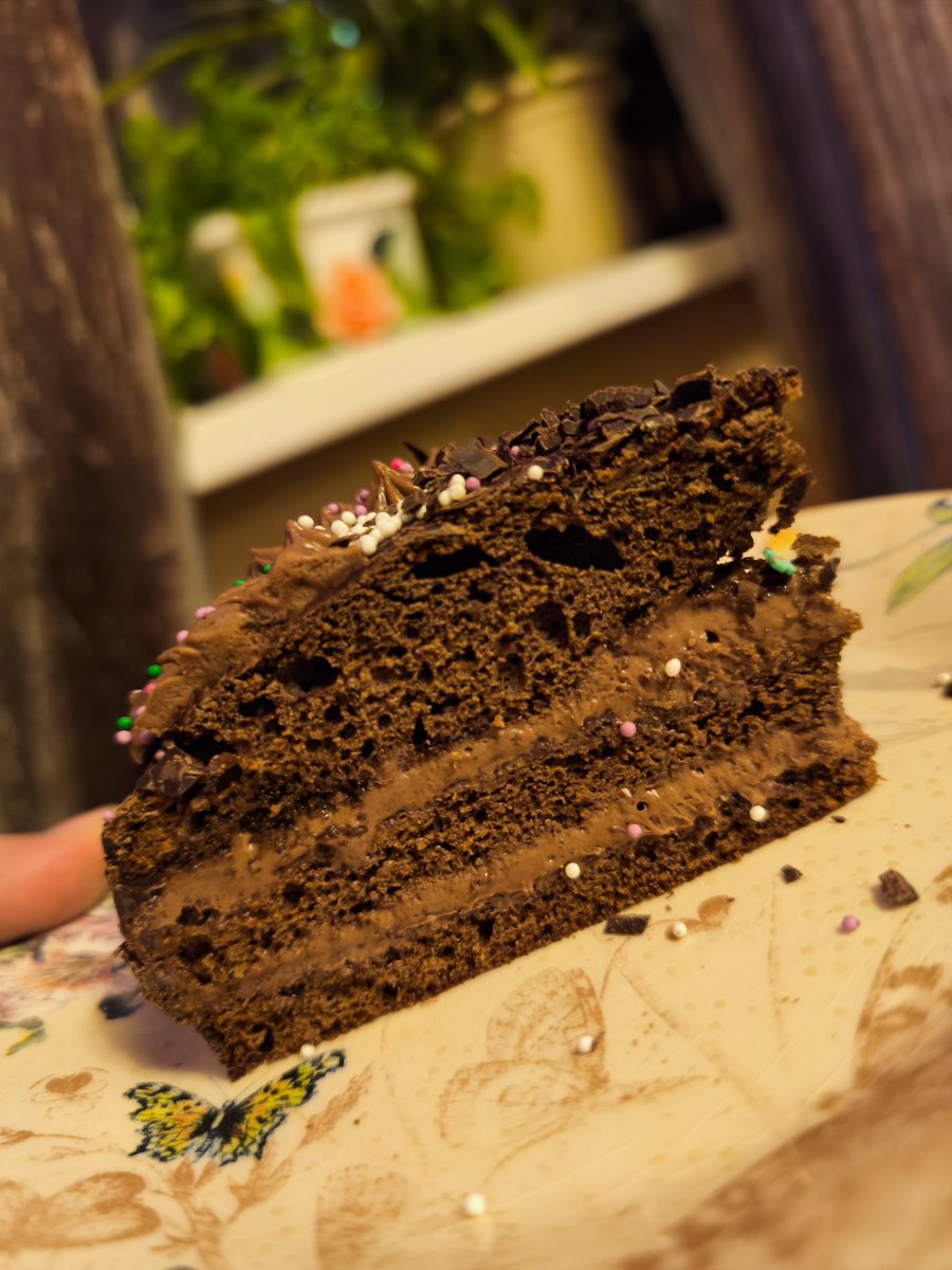 Друщья chocolate cake <a href="/realDonaldTrump/">Donald J. Trump</a>