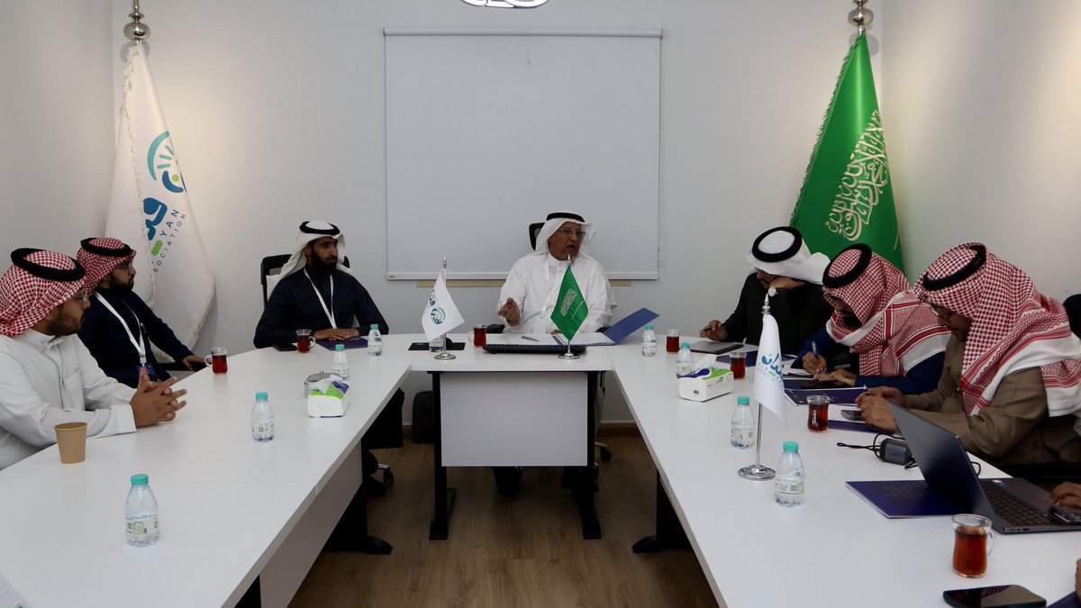 yy10zz's tweet photo. سعيد بكوني ضمن فريق العمل في مشروع تأسيس مكاتب إدارة المشاريع (PMO) لـ 5 جهات في عسير، ضمن مشروع مقدم من شركة @siematsa و @OfuqOrg 

 متطلعين لمخرجات إيجابية تخدم الجهات المستفيدة.

#PMO  #إدارة_المشاريع https://t.co/G4CPp2LqNJ