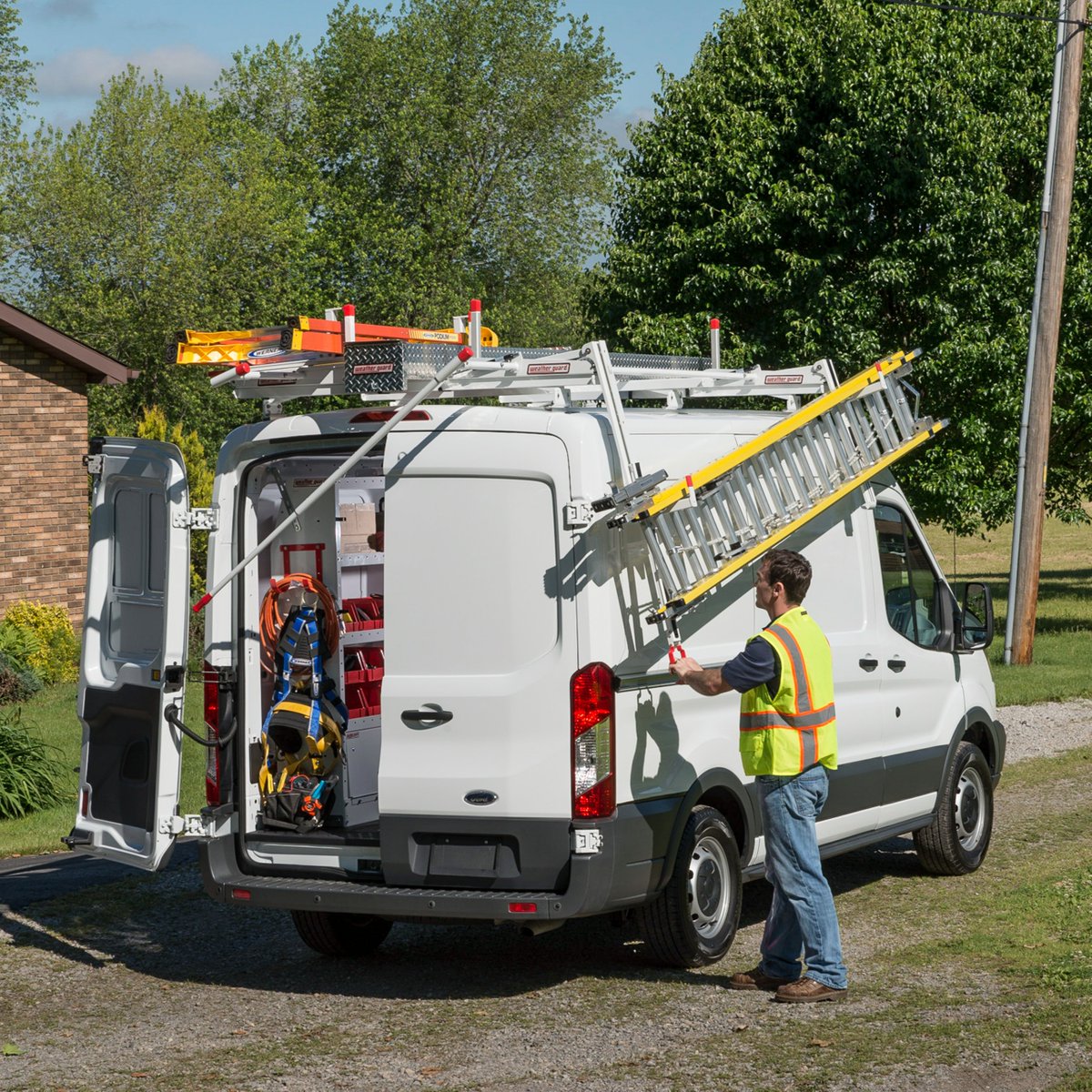 weather_guard's tweet image. Other vans carry tools. Yours protects them. 

Weather Guard: For the pros who run the game. 

Learn more: bit.ly/43SIkx8

#weatherguard #vanupfit #workvan #vanaccessories #upfit