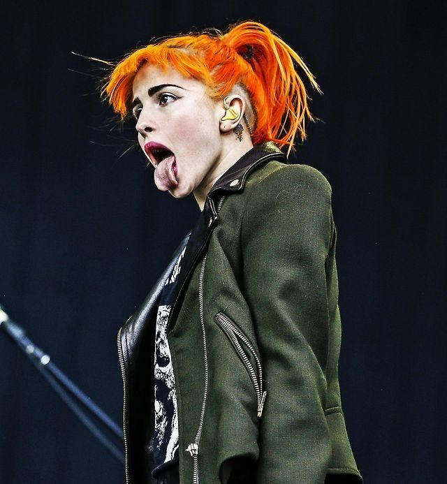 😛