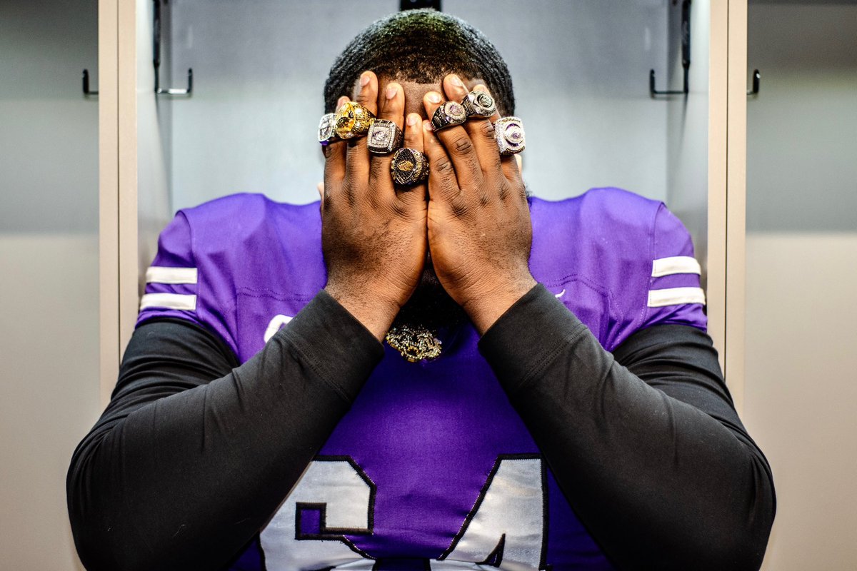 Roderick Williams jr tweet media