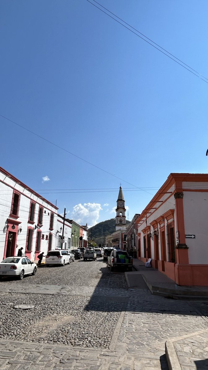 Mesón del Refugio tweet media