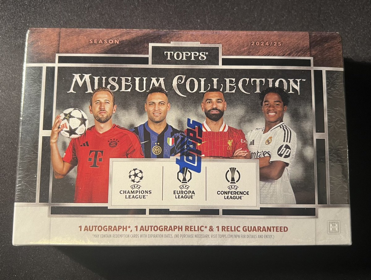 ToucanCardsUK's tweet image. Topps Museum collection 2024/25 
#toppsmuseumcollection #fyp #toppsfootball #toppssoccer #footballcardshobbybox does anyone know the average weight of the Topps museum collection 2024/25 box ?