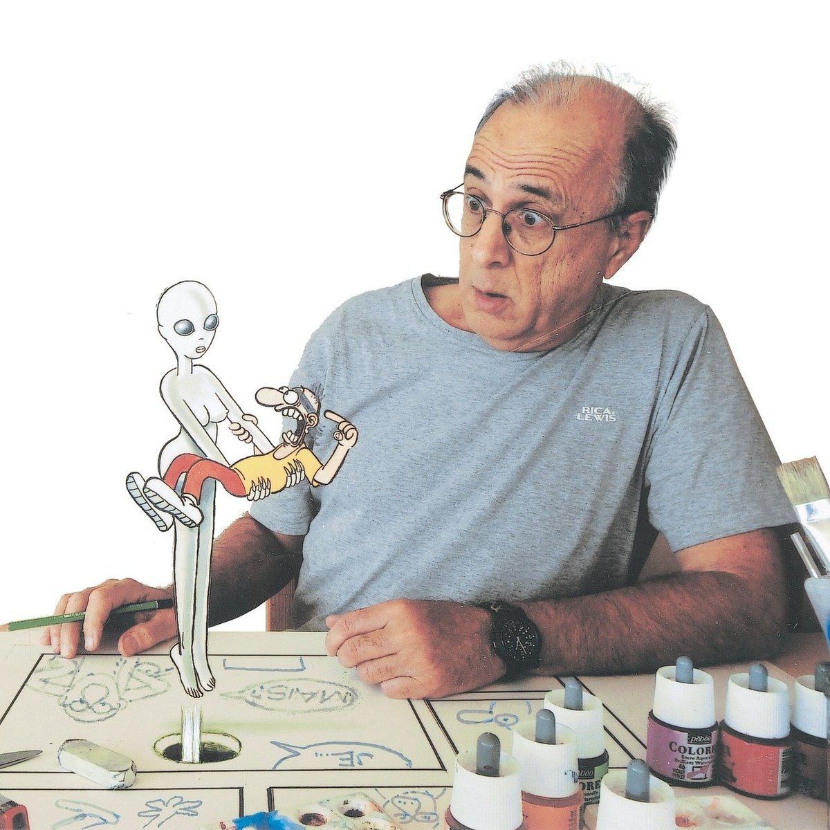 stripland_BENL's tweet photo. #RIP #EdouardKarali -beter bekend als #Édika- is overleden, hij werd 85. In zijn strips kende de absurde humor geen grenzen.  Hij tekende vele memorabele covers (en meer) voor #FluideGlacial, in het Nederlands was dat bij #RhaaLovely. https://t.co/ebWlTnRvgY