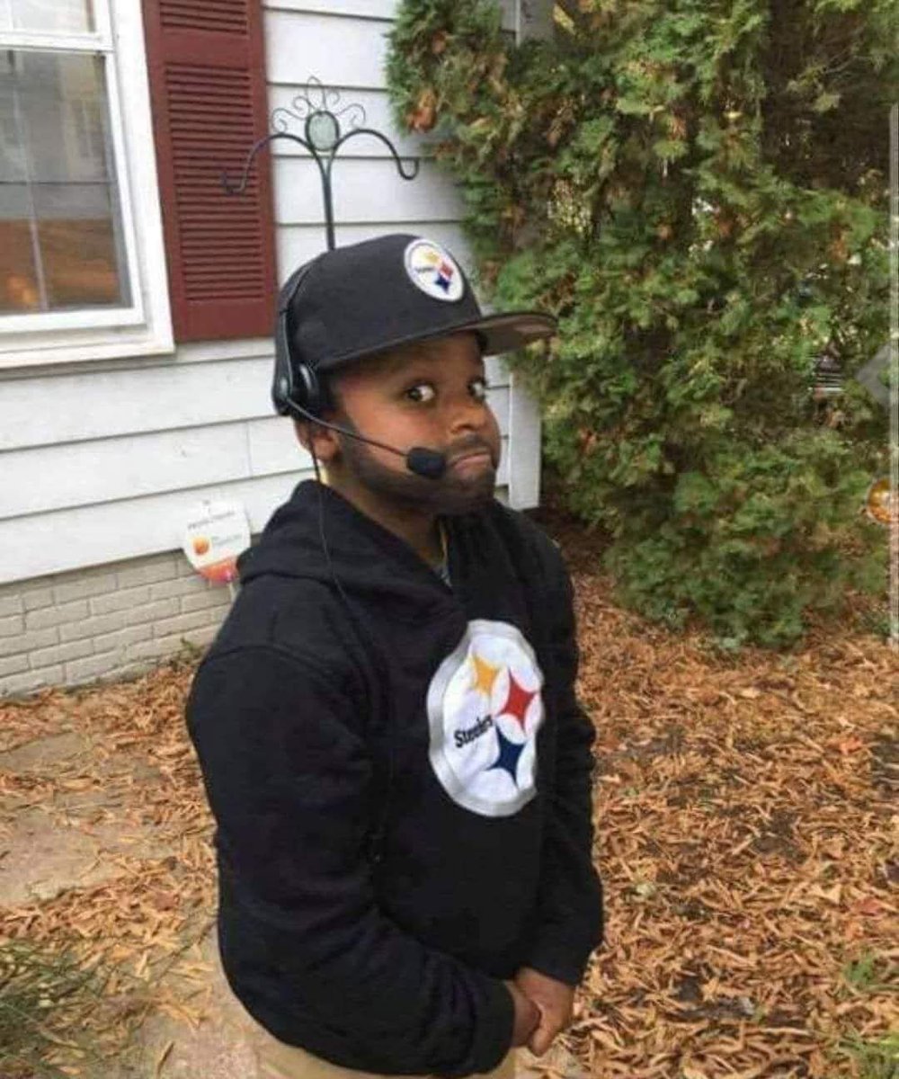 NFLHateMemes's tweet photo. Mike Tomlin once the Steelers have 9 wins https://t.co/61NBnBF03d