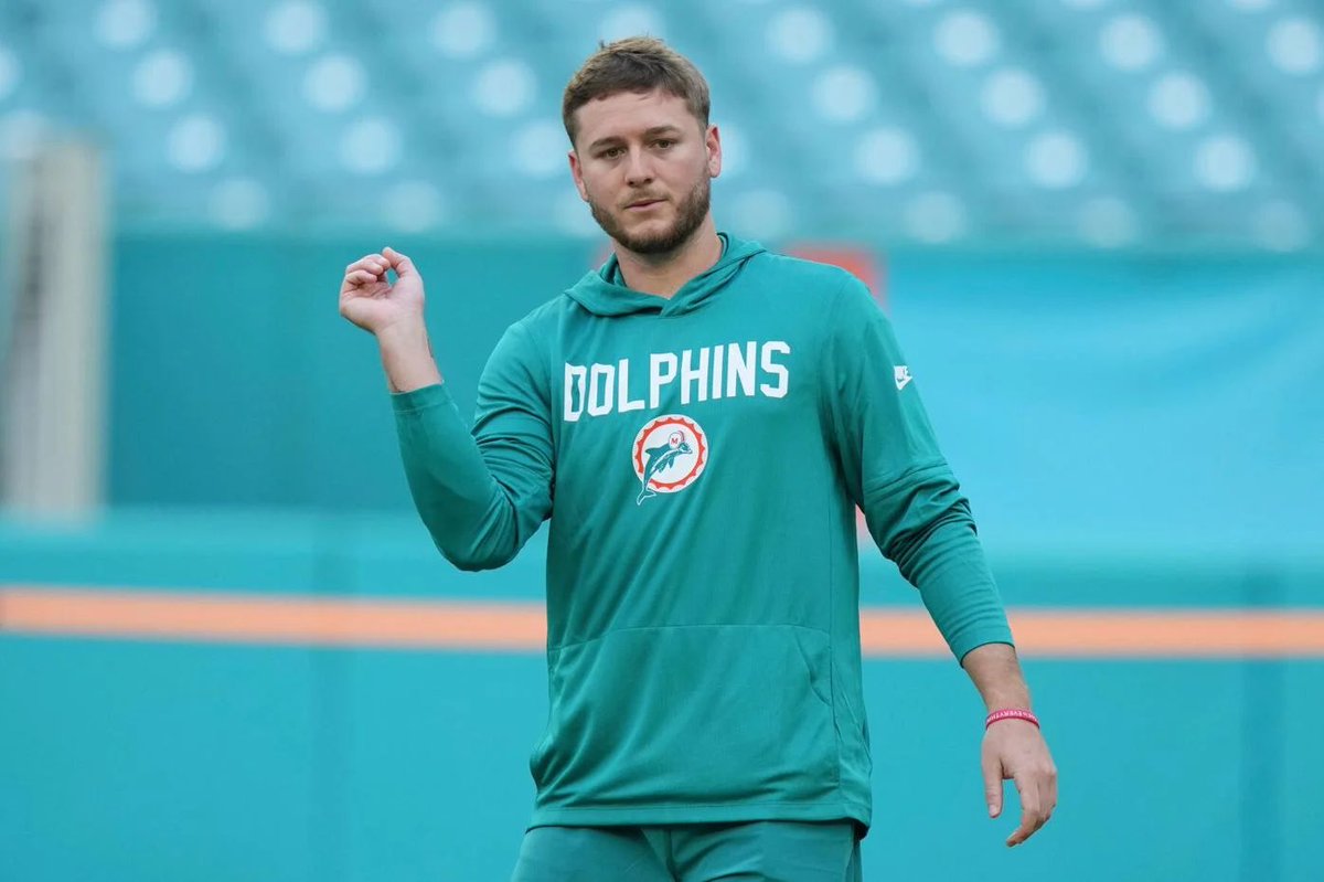 Quinn Ewers gets his first career win!
How would you rate his performance?