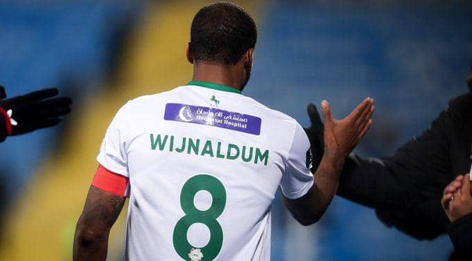 لـم يُشارك فينالدوم في تدريبات الاتفاق خلال اليومين الماضية لـظروف عائلية! 🚷

— سيُشارك اللاعب غدًا الاثنين في التدريبات الجماعية 🟢🔴✅

------------------------------
> *🇸🇦 منبـر الڪرة السـعوديـة🎙️⚽*