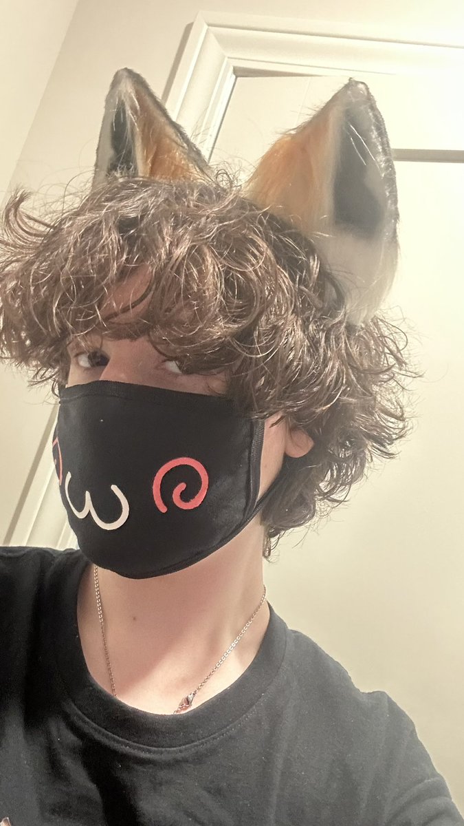 cold kitty (dms open) #femboy