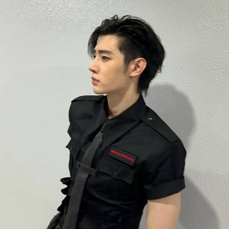 emocides's tweet image. open.spotify.com/track/5p02vl3X…