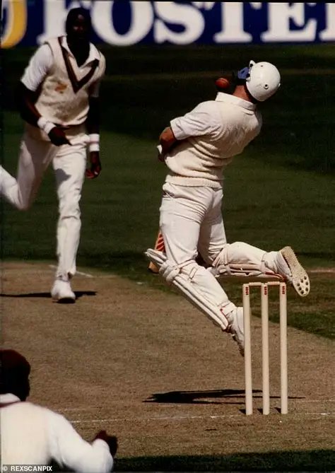 RIP Hugh Morris. This is how you avoided bouncers before ramp shots and just running out of the way and trying to smash the ball over cover. Brilliant batsman.