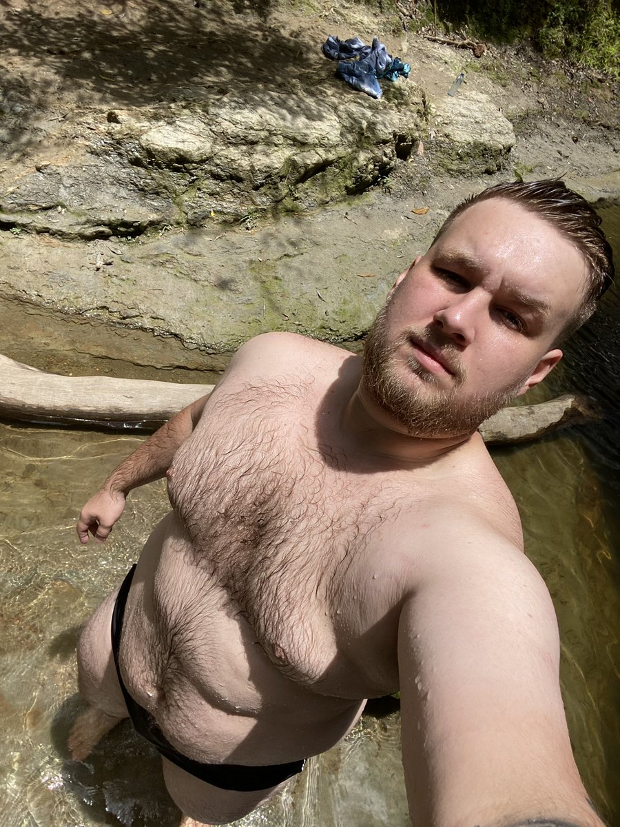 iuri_baron's tweet image. Aquela cachoeira! 
#bear #bearbrasil #urso #sunga