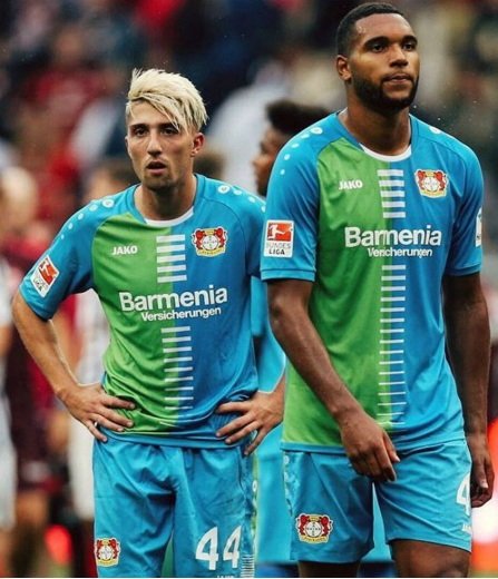actualkits's tweet photo. Bayer Leverkusen (2016) https://t.co/YgBGxMMjQ9