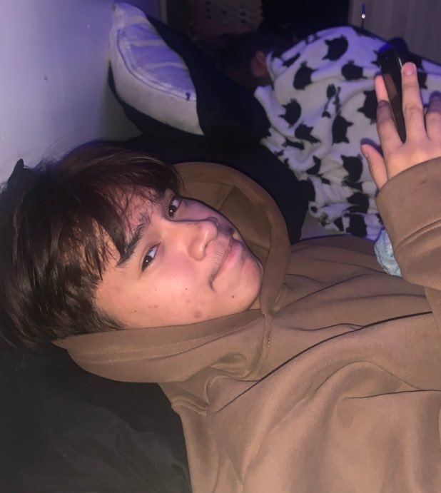 TheByaheNiBoy's tweet photo. “Boy Cubao”

Isang Gwapong 19 years old @PrinceGarcia ang nakilala ko sa inuman sa Cubao, after namin. Maginuman ayun natakeout ko siya sa isang Hotel near Aurora at doon na nagsumula ang aming kantutan tas pala 3 beses nya palang daw mabottom. 🫶💦

Follow and Subscribe to my https://t.co/PSfPaOpJXC to watch the Full Uncensored Content and more.