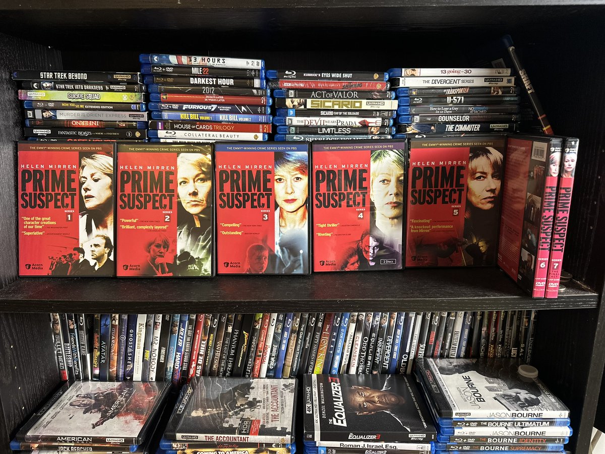 Por fin la pude completar 5 años de búsqueda, la original, con Helen Mirren 

quien no la haya visto muy recomendada... un festín para  quienes les gustan los detalles, y las  historias interesantes que cautivan