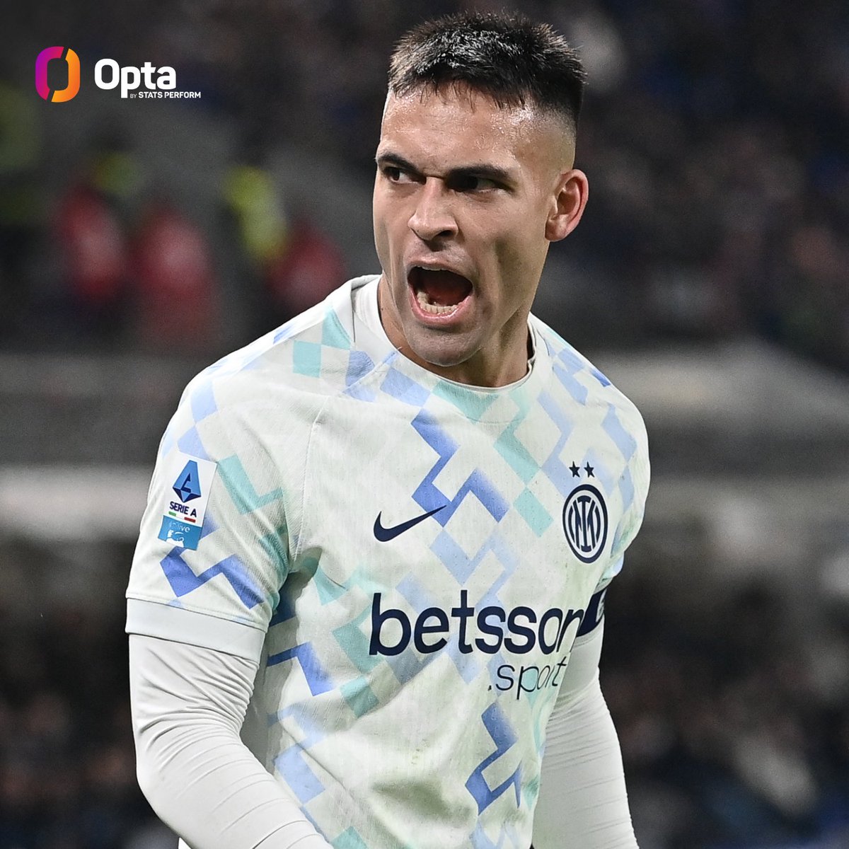 15 - Lautaro #Martínez has scored 15 goals in #SerieA in 2025, a joint-high in the competition (Orsolini also scored 15); the Argentine has also scored in 4 league games in a row in a calendar year for the first time since December 2021 (a run of 5). Lively.

#AtalantaInter