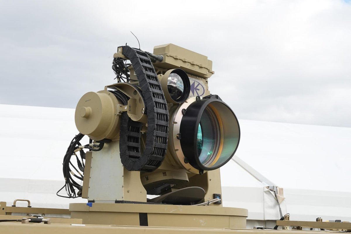 IsraelWarRoom's tweet image. BREAKING: The Defense Ministry and Rafael Advanced Defense Systems have officially delivered the first Iron Beam laser system to the IDF. 

The Iron Beam, a major technological breakthrough, enables the IDF to intercept a wide range of targets at long range, at a significantly