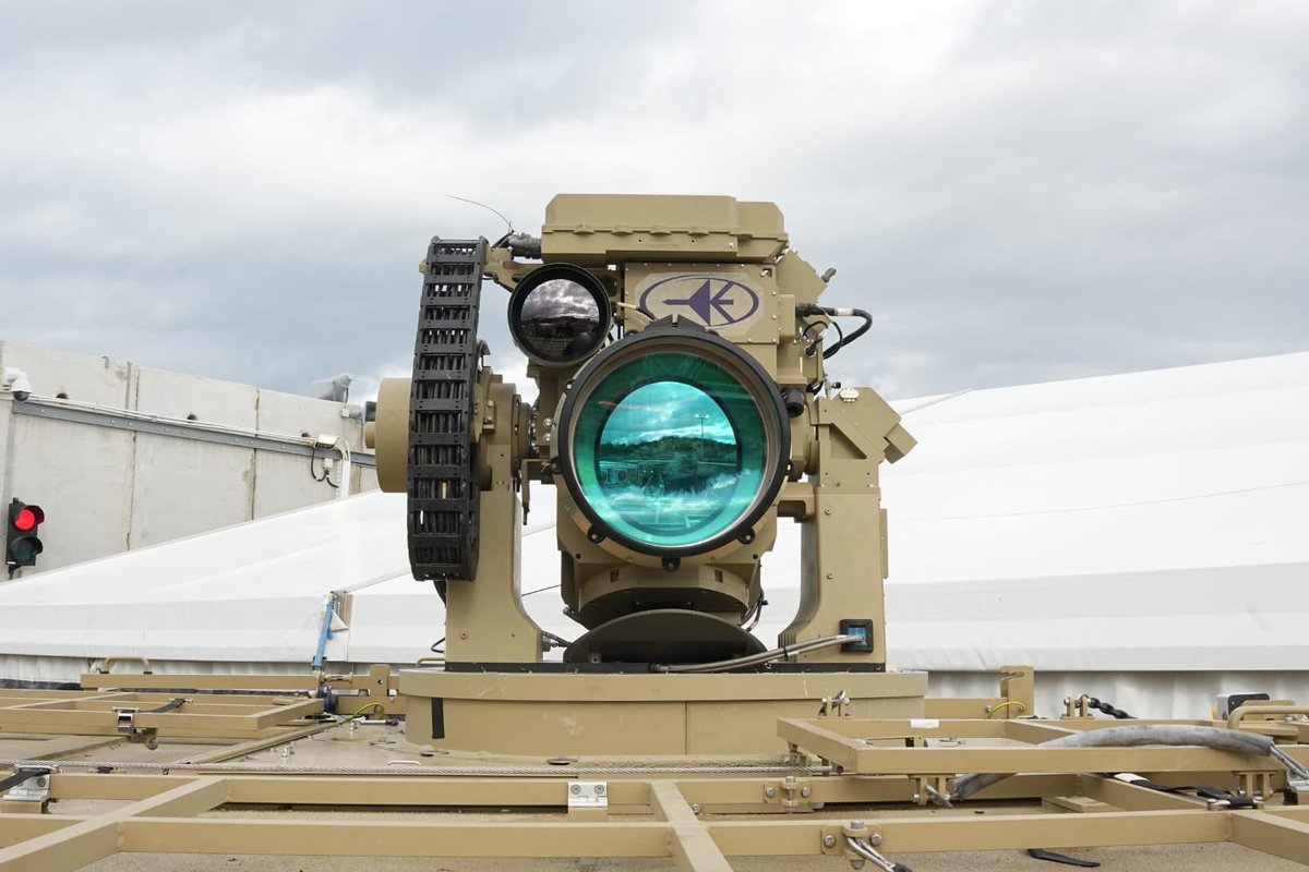 IsraelWarRoom's tweet image. BREAKING: The Defense Ministry and Rafael Advanced Defense Systems have officially delivered the first Iron Beam laser system to the IDF. 

The Iron Beam, a major technological breakthrough, enables the IDF to intercept a wide range of targets at long range, at a significantly