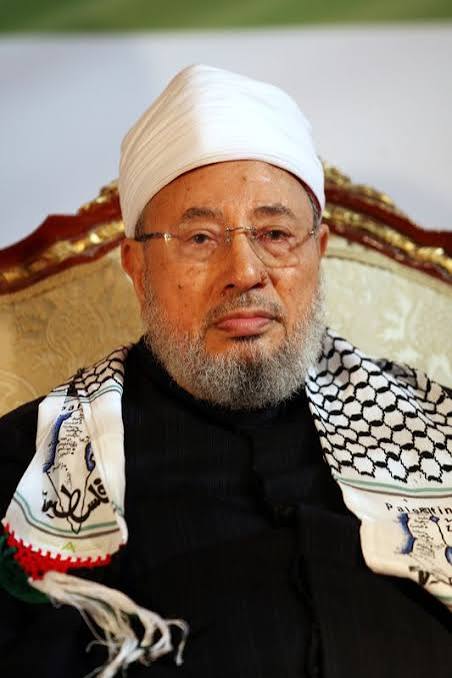 ربَّـاه إن رضاك غاية مطلبي
ما ضرَّني سخِط البرية أم رَضُوا
أنتَ الذي أكرمتني منذُ الصِّبا
ورعيتني، والخير منكَ مقيَّضُ
وغمرتني بالفضل من قرني إلى
قدمي، يراه محدِّقٌ أو مغمِضُ
فأتمَّ بالغفران فضلكَ والرِّضا
من ذاق حلوَكَ لم يُطِق ما يحمُضُ.
-- الشيخ يوسف القرضاوي